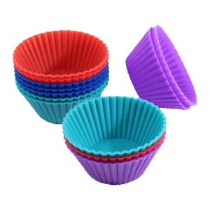 KIT COM 12 FORMINHAS EM SILICONE PARA CUPCAKES